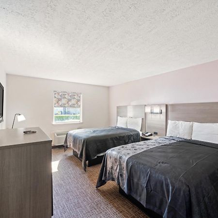 Americas Best Value Inn & Suites Brenham Εξωτερικό φωτογραφία