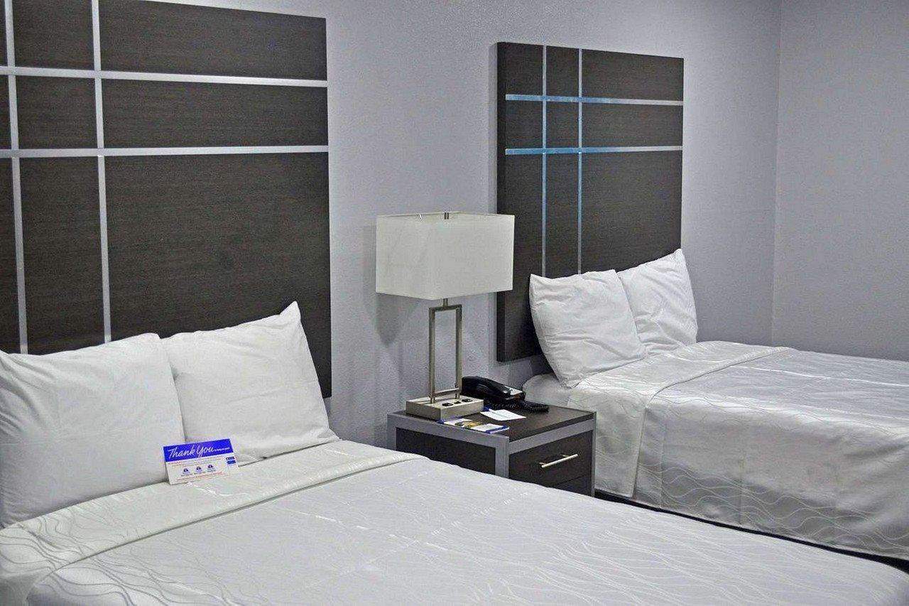 Americas Best Value Inn & Suites Brenham Εξωτερικό φωτογραφία