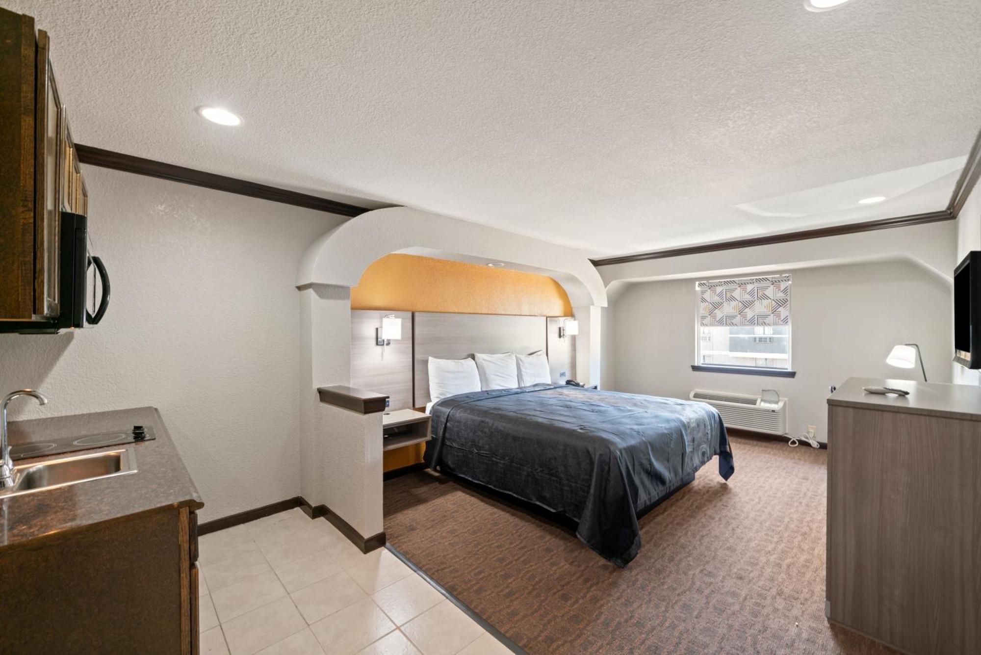 Americas Best Value Inn & Suites Brenham Εξωτερικό φωτογραφία